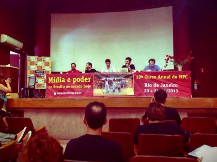 Durante quatro dias militantes, sindicalistas, comunicadores e estudantes debateram temas ligados à comunicação no Brasil e no mundo (Foto: Débora Melo – BA) Durante quatro dias militantes, sindicalistas, comunicadores e estudantes debateram temas ligados à comunicação no Brasil e no mundo (Foto: Débora Melo – BA)