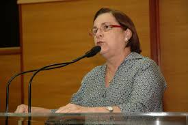 A rejeição das emendas, formuladas pela professora deputada Ana Lúcia, poderá acarretar no comprometimento do pagamento do piso salarial dos professores em 2014. A rejeição das emendas, formuladas pela professora deputada Ana Lúcia, poderá acarretar no comprometimento do pagamento do piso salarial dos professores em 2014.