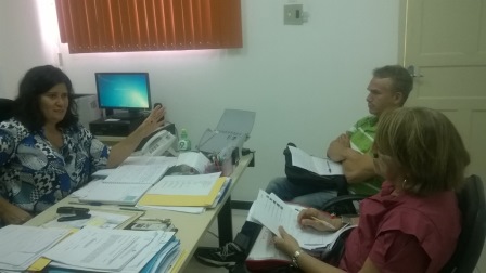 Em reunião com a Diretora do Departamento de Recursos Humanos da SEED, diretores do SINTESE pedem mais celeridade nos processo de aposentadoria e licença prêmio Em reunião com a Diretora do Departamento de Recursos Humanos da SEED, diretores do SINTESE pedem mais celeridade nos processo de aposentadoria e licença prêmio