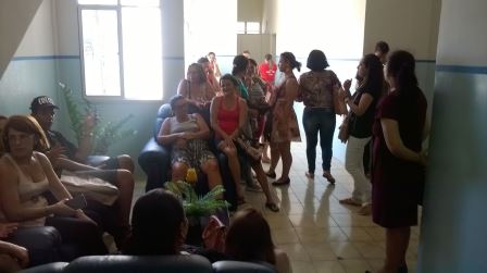 Porto da Folha: educadores ocupam prefeitura