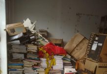 Amparo de São Francisco: Biblioteca e telecentro abandonados pelo poder público