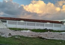 Escolas de Pirambu sofrem com estrutura precária e alimentação de baixa qualidade