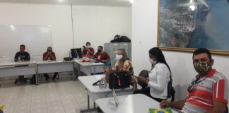 Gararu: SINTESE e gestão discutem implementação do plano de carreira