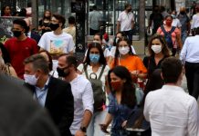 Sem programa de recuperação de emprego, governo quer mexer nas férias do trabalhador