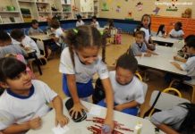 Bolsonaro bloqueia R$ 2,7 bilhões do orçamento da Educação deste ano