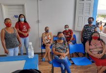 Divina Pastora: magistério faz vigília na prefeitura