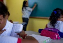 Desde o golpe, professores enfrentam ataques à educação e ao piso do magistério