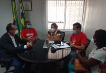 SINTESE dialoga com líder do governo na ALESE sobre revisão do piso