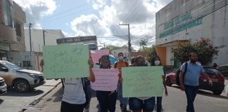 Estudantes do Felisbelo Freire em Itaporanga protestam contra a gestão da escola