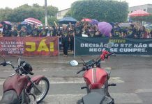 Professoras e professoras de Neópolis denunciam política de desvalorização do magistério