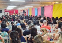 Pré-conferência do Baixo I reune centenas de professores