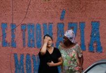Mais um ataque à escola em São Paulo vitima a professora Elizabete Tenreiro e, em igual grau, o conjunto de toda a educação brasileira