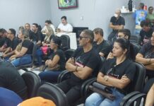Professoras e professores de Tobias Barreto paralisam atividades e ocupam câmara de vereadores durante esta manhã