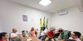 Gararu: audiência encaminha demandas de professores no município