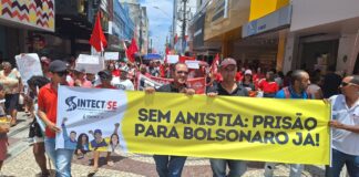 Sem anistia: ato mobilizou povo na rua contra golpistas