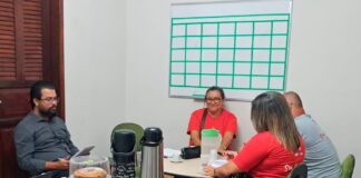 Dores: SINTESE e gestão municipal se reúnem para diálogo