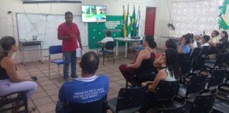 Professoras e professores do Padre Leon Gregório participam de plenária para debater tempo integral e pautas de luta da Rede Estadual
