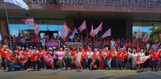 Agenda de luta: professores do Estado fazem atos nesta sexta, dia 12